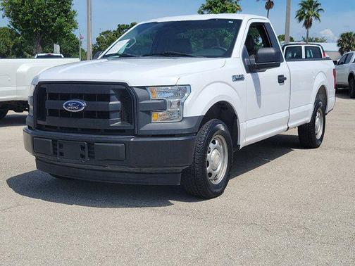 OXFORD WHITE 2017 Ford F-150 XL