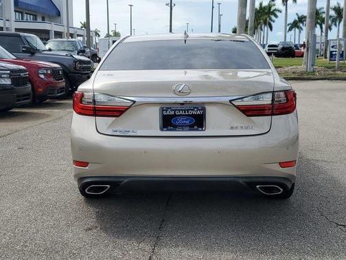 2016 Lexus ES 350 Base