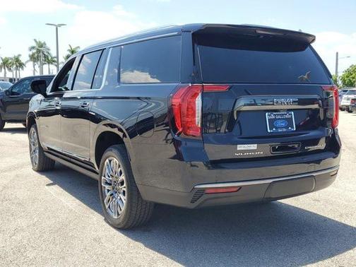 2023 GMC Yukon XL Denali Ultimate