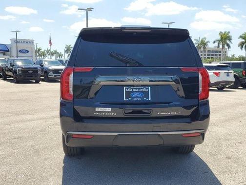 2023 GMC Yukon XL Denali Ultimate