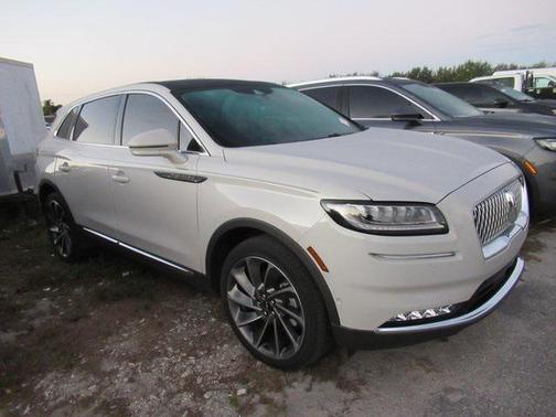 2022 Lincoln Nautilus Reserve