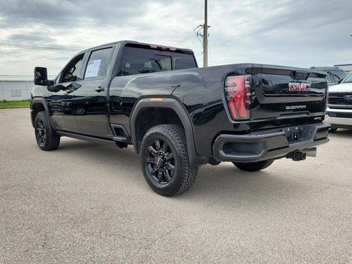 Onyx Black 2025 GMC Sierra 2500 AT4