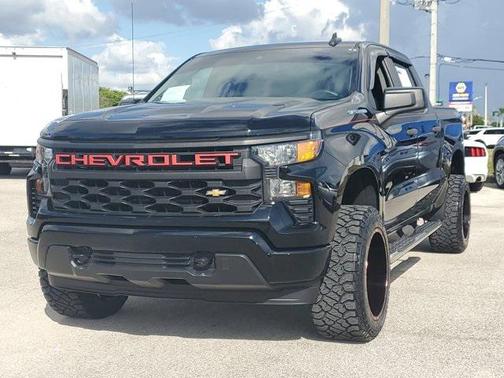 2022 Chevrolet Silverado 1500 Custom