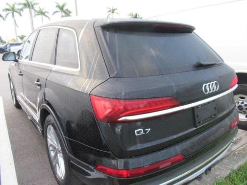 2023 Audi Q7 55 Prestige