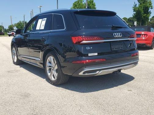 2023 Audi Q7 55 Prestige