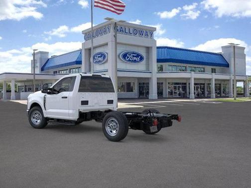 2025 Ford F-350 XL