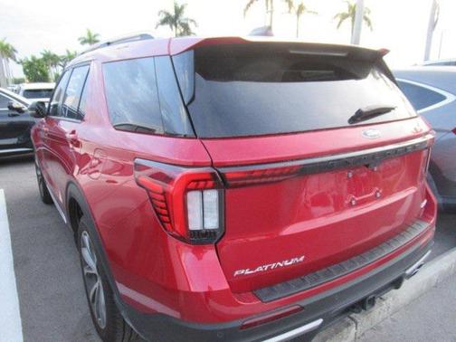 2025 Ford Explorer Platinum