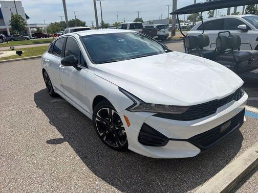 Glacial White Pearl 2023 Kia K5 GT-Line