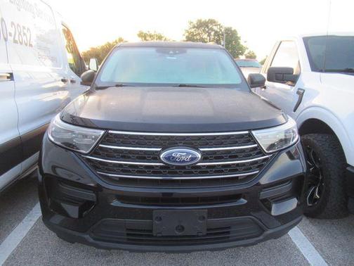 Black Metallic 2022 Ford Explorer XLT