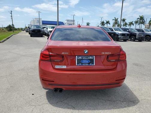 2018 BMW 330 330i xDrive