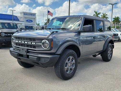 Gray Metallic 2025 Ford Bronco Big Bend