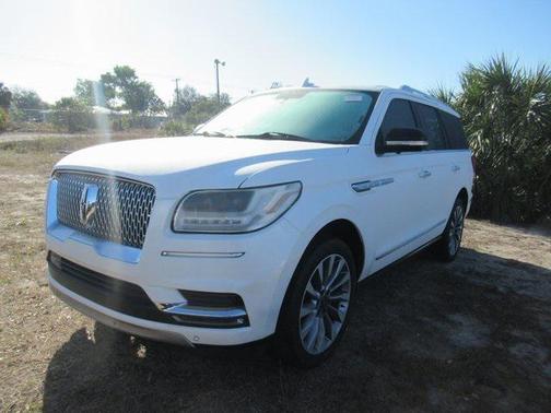 2018 Lincoln Navigator Select