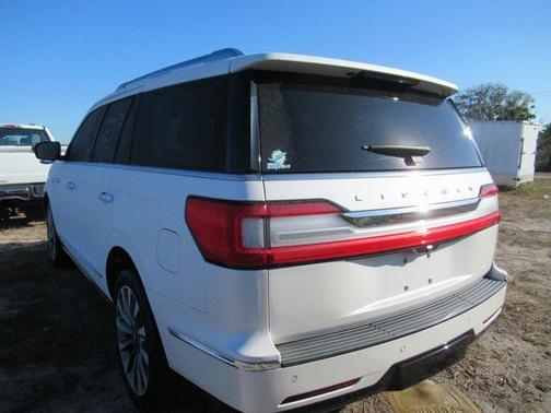 2018 Lincoln Navigator Select