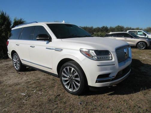 2018 Lincoln Navigator Select