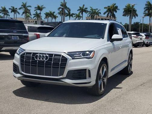 2021 Audi Q7 55 Premium Plus