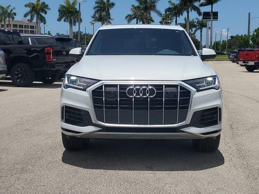 2021 Audi Q7 55 Premium Plus