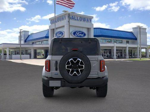 Avalanche 2026 Ford Bronco Outer Banks