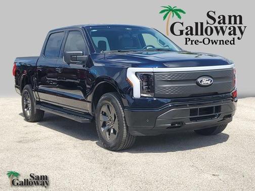 2025 Ford F-150 Lightning Flash