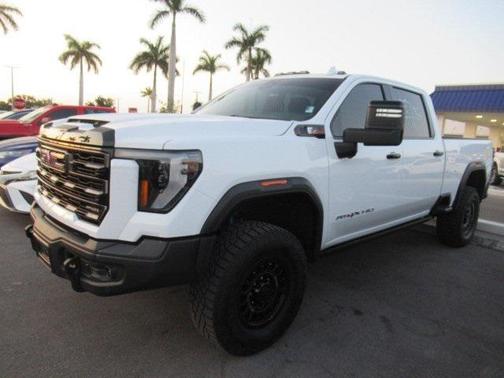 2024 GMC Sierra 2500 AT4