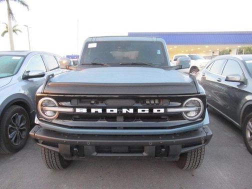 2022 Ford Bronco Outer Banks