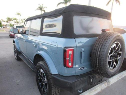 2022 Ford Bronco Outer Banks