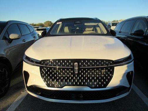 2024 Lincoln Nautilus Reserve