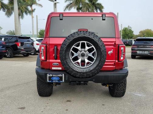 2025 Ford Bronco Badlands