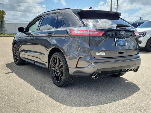 Magnetic 2020 Ford Edge ST