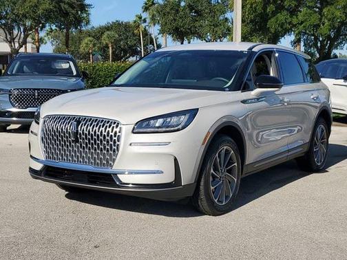 2023 Lincoln Corsair Standard