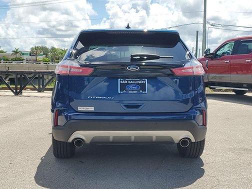 2021 Ford Edge Titanium