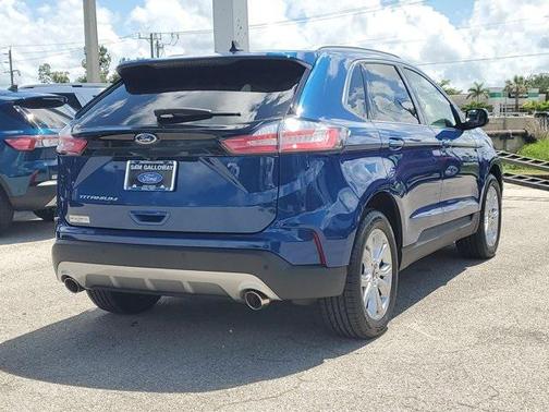 2021 Ford Edge Titanium