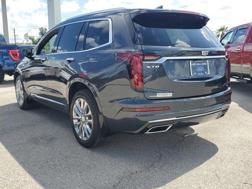 2021 Cadillac XT6 Premium Luxury AWD