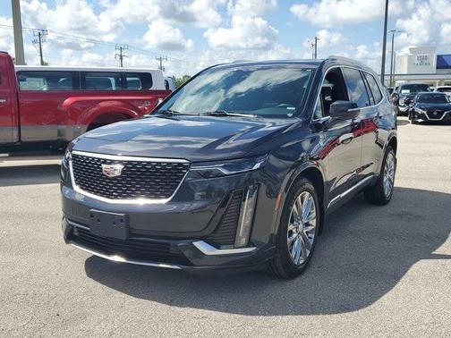 2021 Cadillac XT6 Premium Luxury AWD