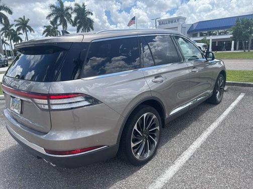 Champagne 2021 Lincoln Aviator Reserve AWD