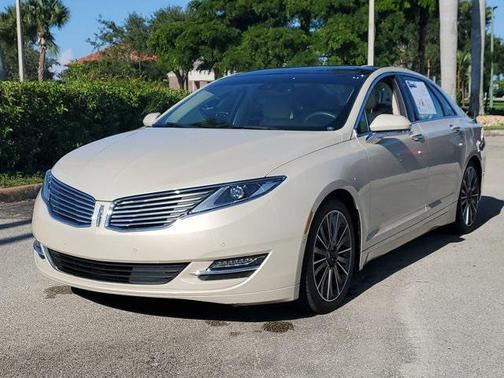 2014 Lincoln MKZ Hybrid Base