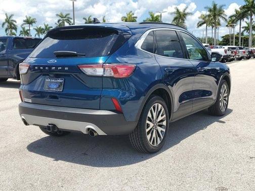 2020 Ford Escape Titanium