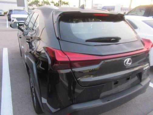 2024 Lexus UX 250h Base