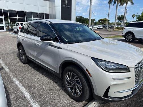 2023 Lincoln Corsair Standard