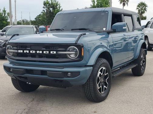 2022 Ford Bronco Outer Banks