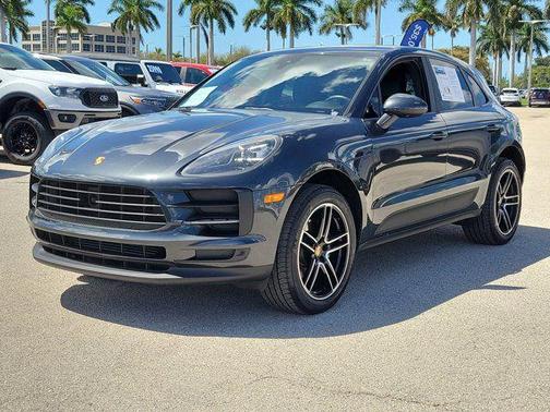 2020 Porsche Macan Macan