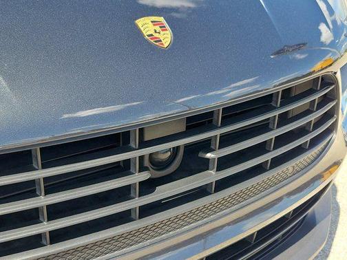 2020 Porsche Macan Macan