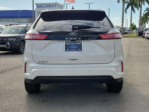 2022 Ford Edge ST Line