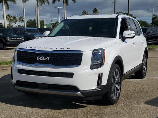 2022 Kia Telluride S