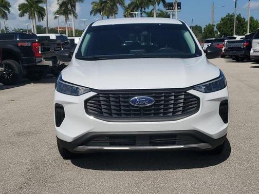 2023 Ford Escape SE