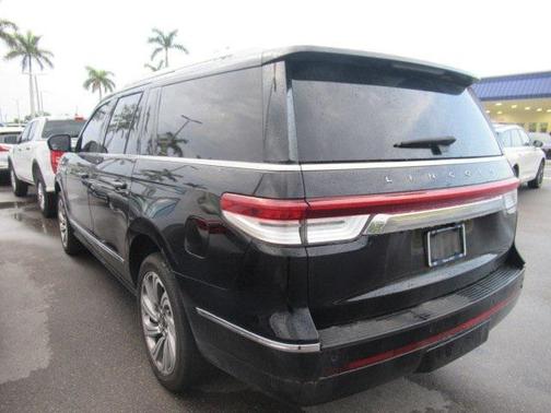 2023 Lincoln Navigator Reserve