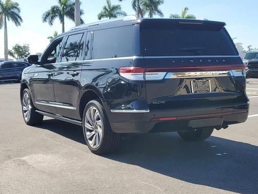 2023 Lincoln Navigator Reserve
