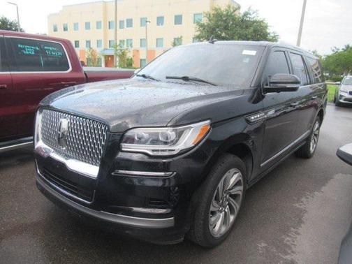2023 Lincoln Navigator Reserve