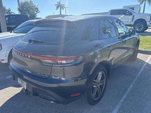 2024 Porsche Macan T