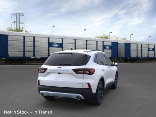 2025 Ford Escape SE