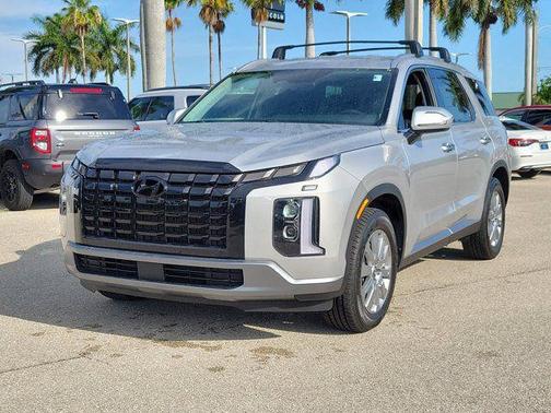 Silver 2025 Hyundai PALISADE SEL